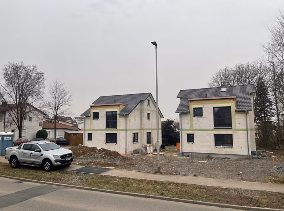 Einfamilienhaus-Duo — Rohbau in Ludwigsburg