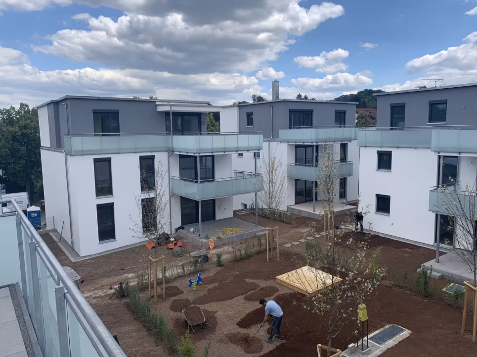 Wohnpark mit Innenhof — Stuckateurarbeiten in Region Ludwigsburg